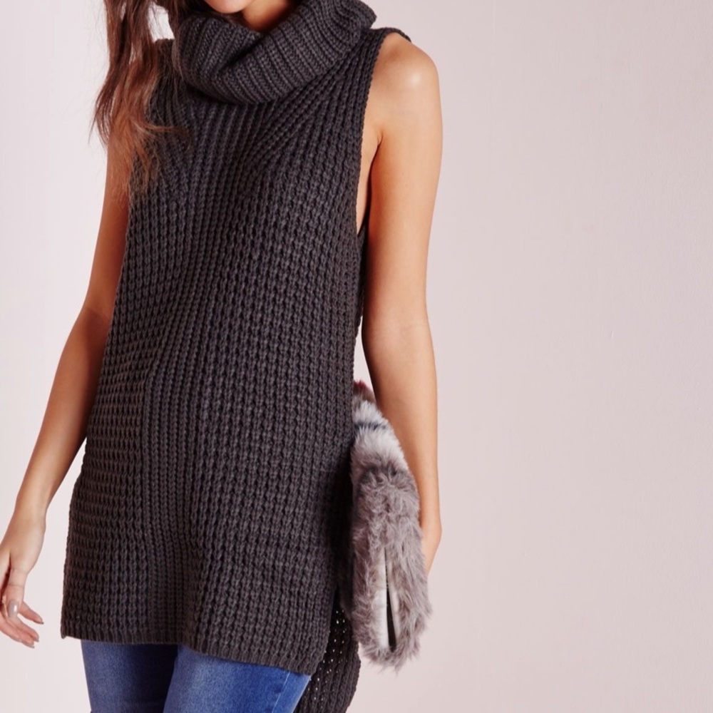 Missguided Sleeveless Chunky Neck Roll Sweater